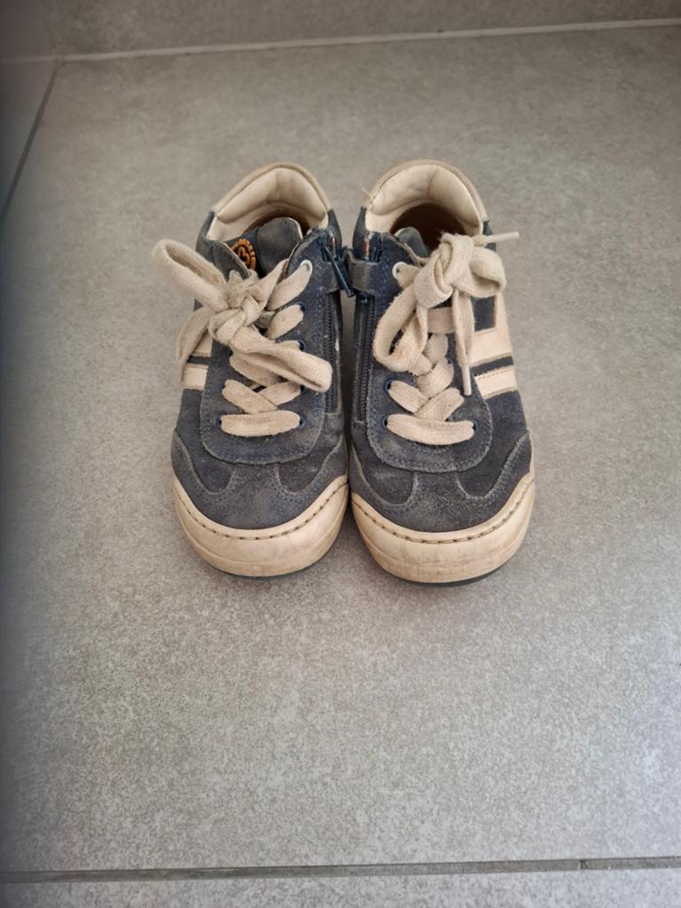 Sneakers Stones and bones maat 27, Ophalen