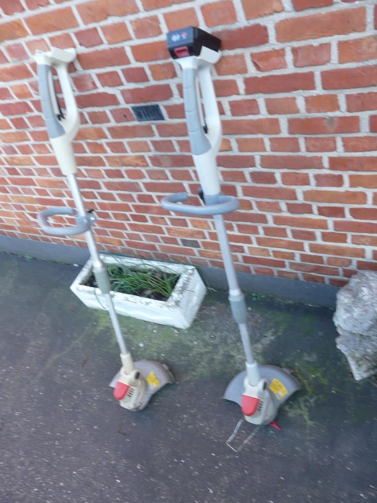 kantenmaaier, Ophalen, Gebruikt, 10 tot 30 cm, Accu