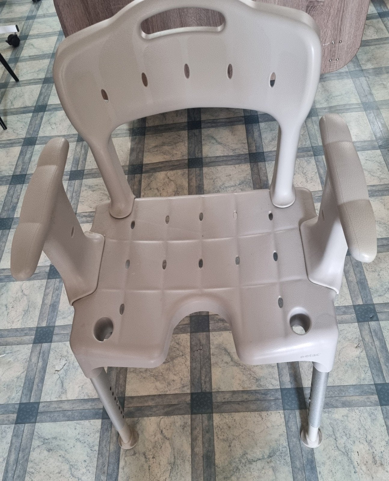 chaise de douche réglable, Enlèvement