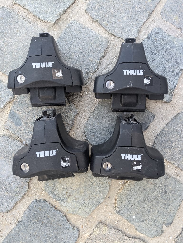 Pieds Thule 754 Rapid System + Kit fixation 1417 -  Audi A3, Auto diversen, Dakdragers, Gebruikt, Ophalen