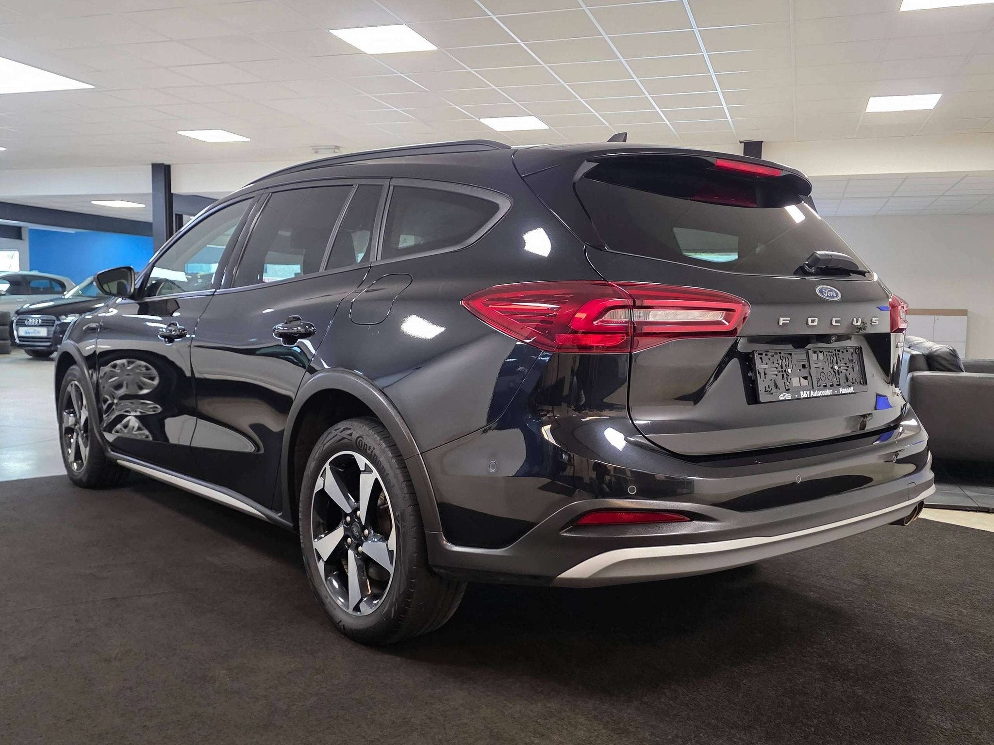 Ford Focus Active 1.0 Hybrid Stuurverwarming/Cam/Keyless/Cru, Auto's, Stof, Gebruikt, https://public.car-pass.be/vhr/5080b8c4-0cae-4a39-9863-e4d2b70d50f1