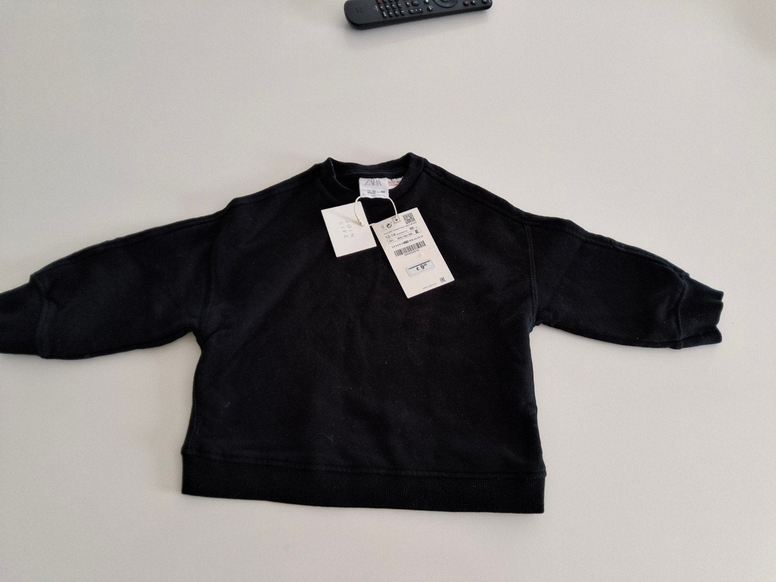 Zwarte trui van Zara, Kinderen en Baby's, Truitje of Vestje, Nieuw, Ophalen of Verzenden, Zara
