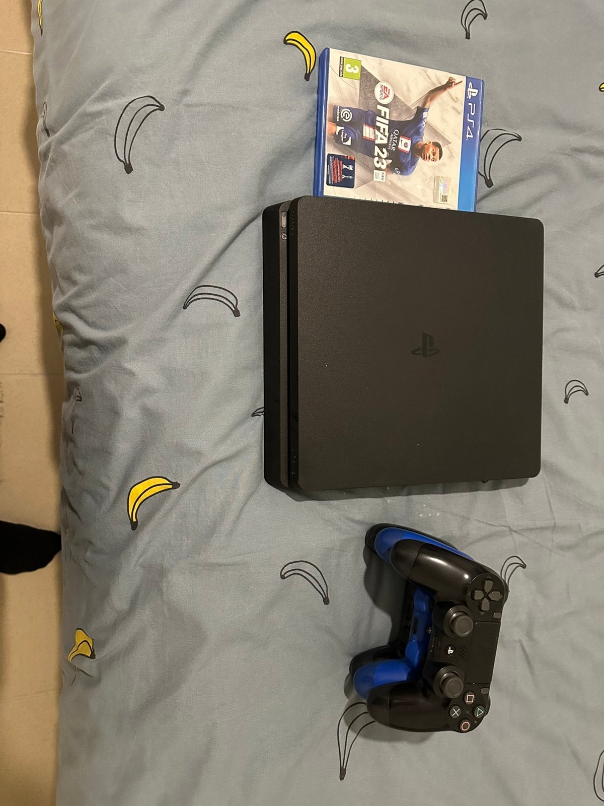 PlayStation 4 slim, Ophalen, Met 3 controllers of meer, Slim, 500 GB