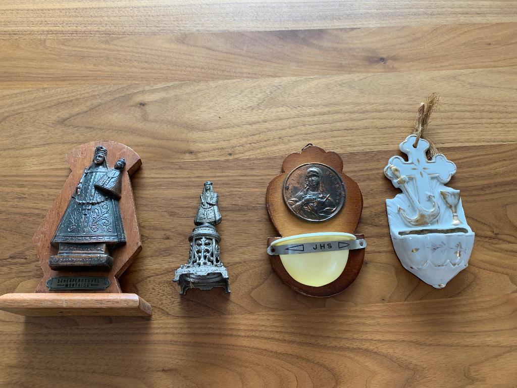 Vintage Religieuze Beelden & Wijwatervatjes 60-'70, Antiek en Kunst, Antiek | Religieuze voorwerpen, Ophalen of Verzenden