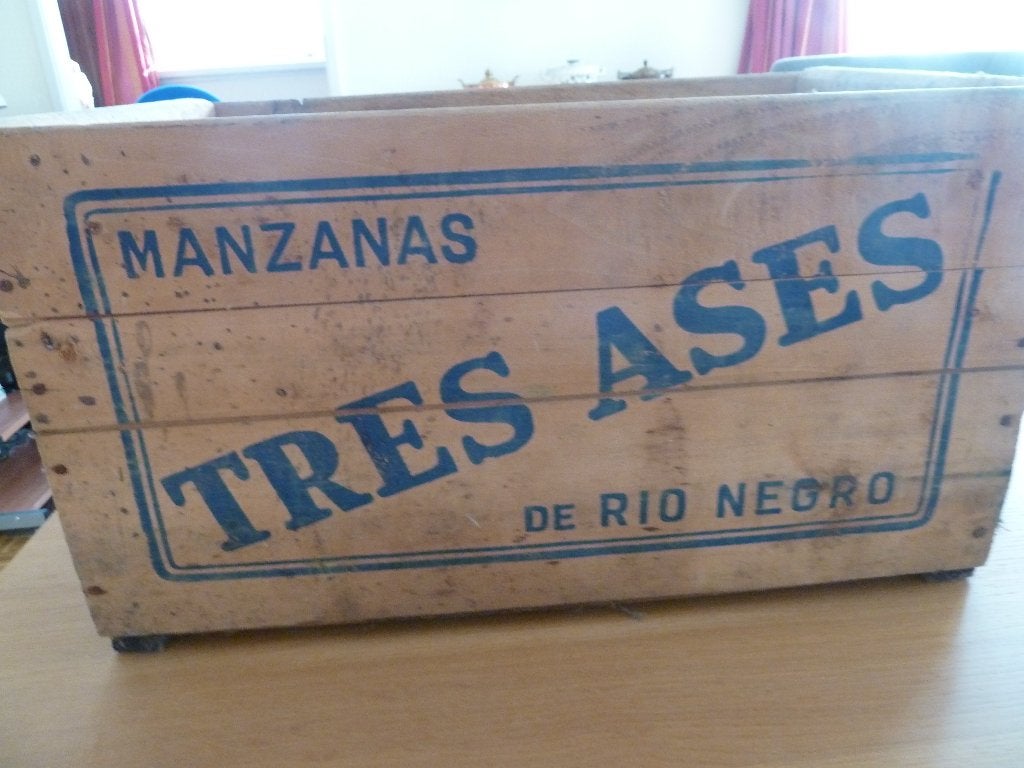 Oude houten kist van Rio Negro Argentina, Antiek en Kunst, Ophalen