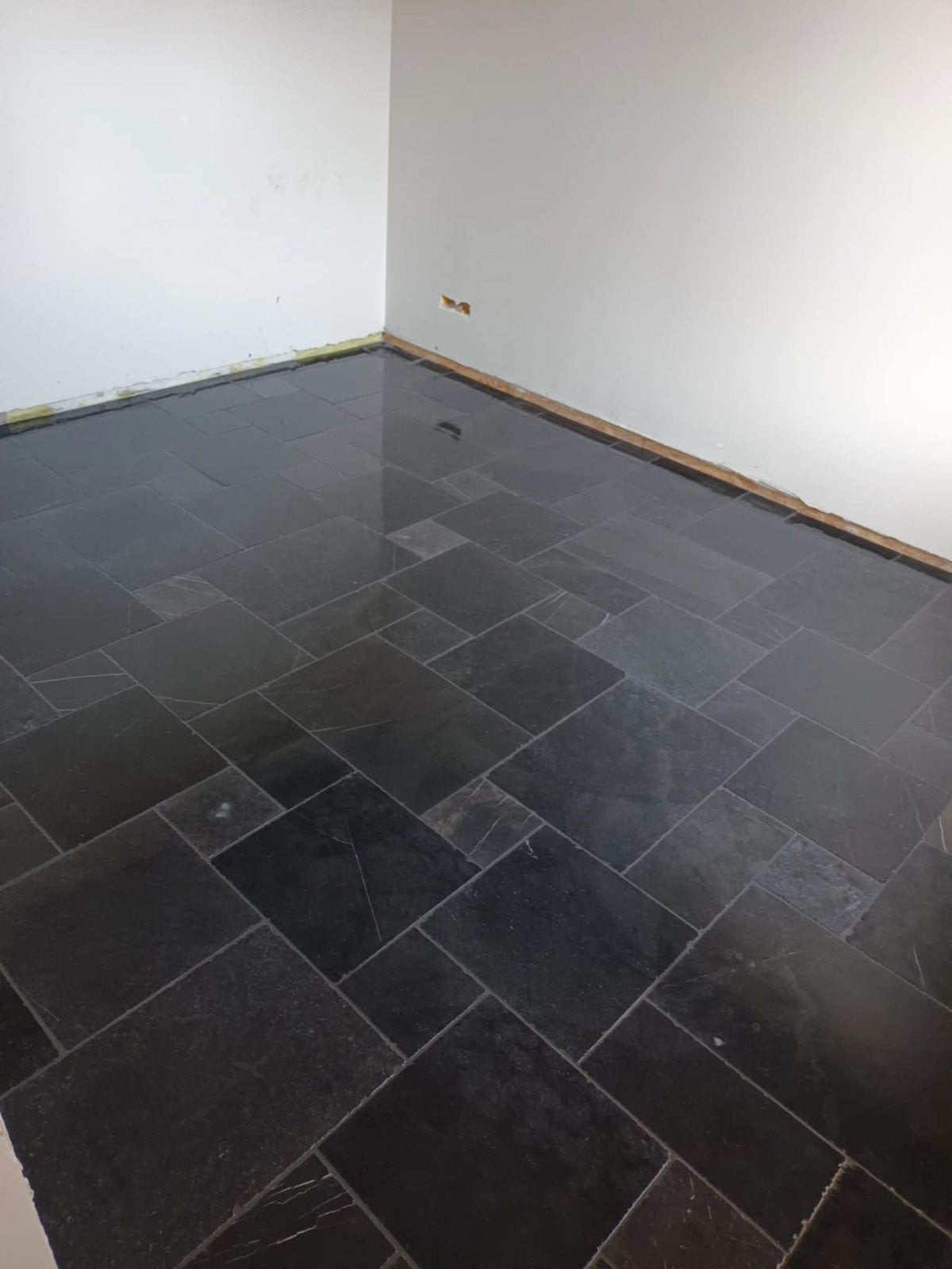 Vloerder 35jaar vakmanschap, Diensten en Vakmensen