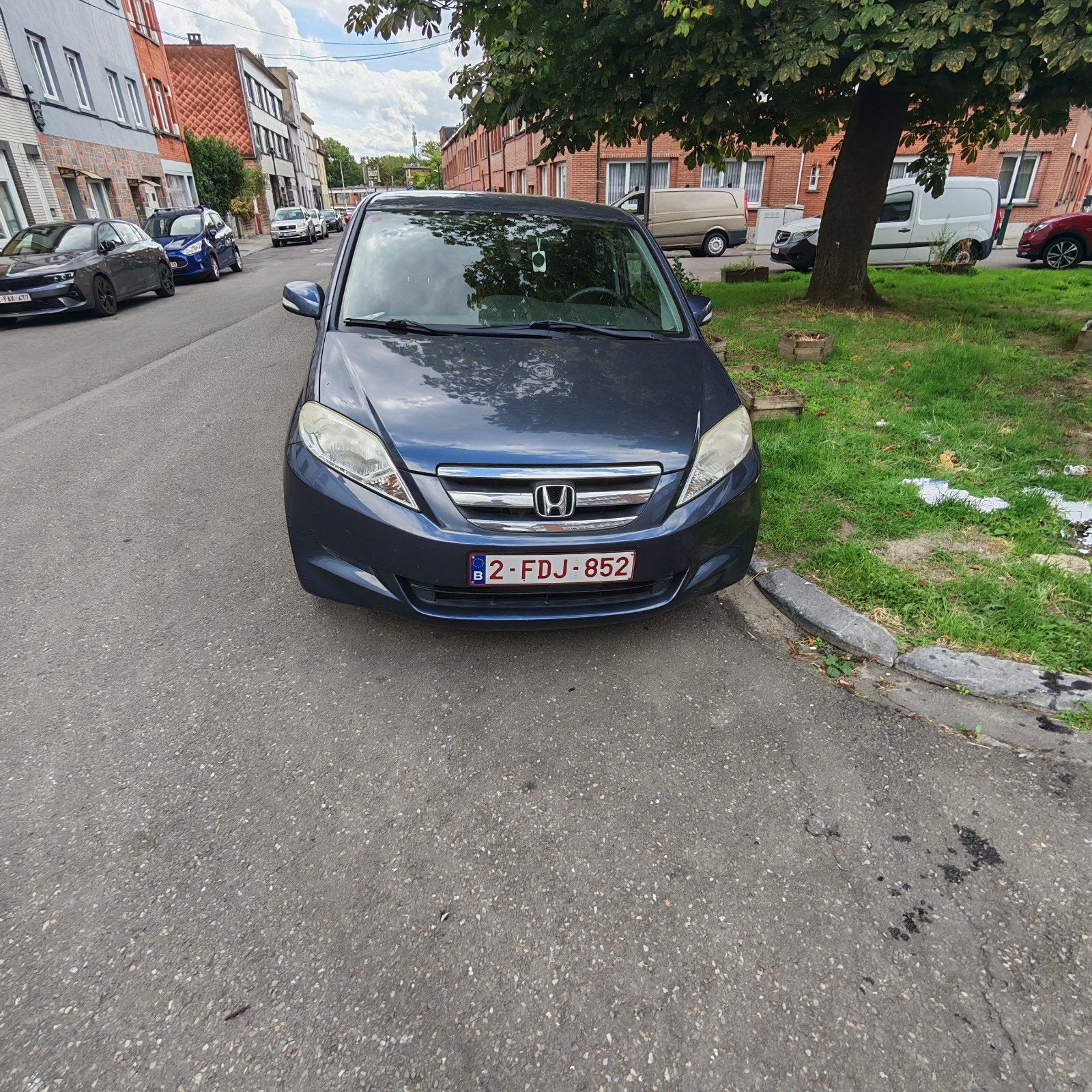 Honda FR-V 1.7 Essence (2006) – 6 Places – Nombreuses pièces, Autos, Achat, FR-V, Boîte manuelle, 5 portes