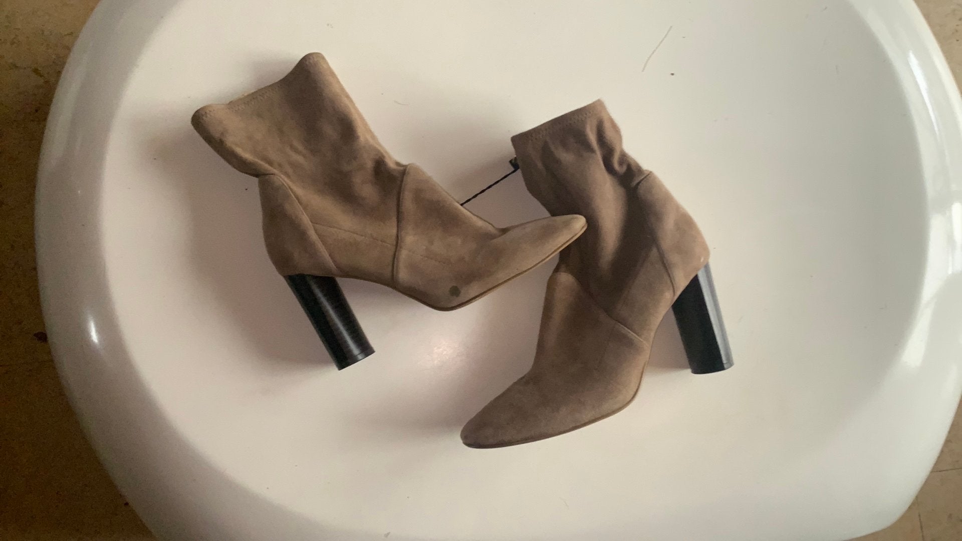 Korte laarsje, Kleding | Dames, Beige, Lage of Enkellaarzen, Ophalen of Verzenden, Zo goed als nieuw