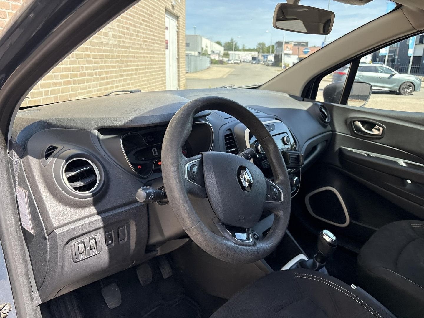 Renault Captur 0.9 TCe Life | € 6.900,- NETTO!| Cruise | Air, Achat, Entreprise, Boîte manuelle, 113 g/km