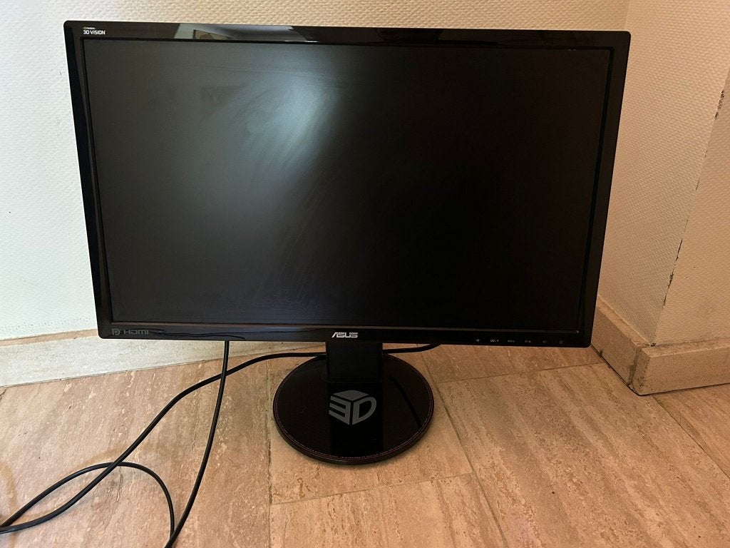 Asus 24 pouces (3D Vision), Computers en Software, Monitoren, Draaibaar, Asus, DisplayPort, Ophalen