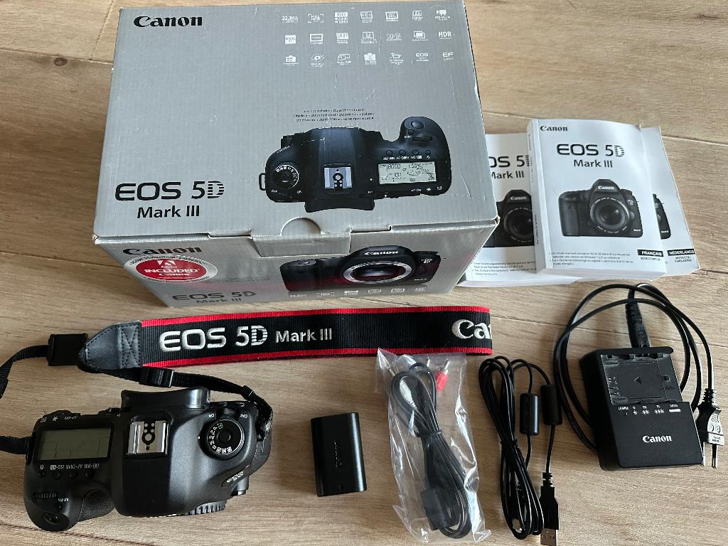 Canon eos 5D Mark 3 [weinig clicks], Audio, Tv en Foto, Ophalen of Verzenden, Gebruikt, Spiegelreflex, Canon