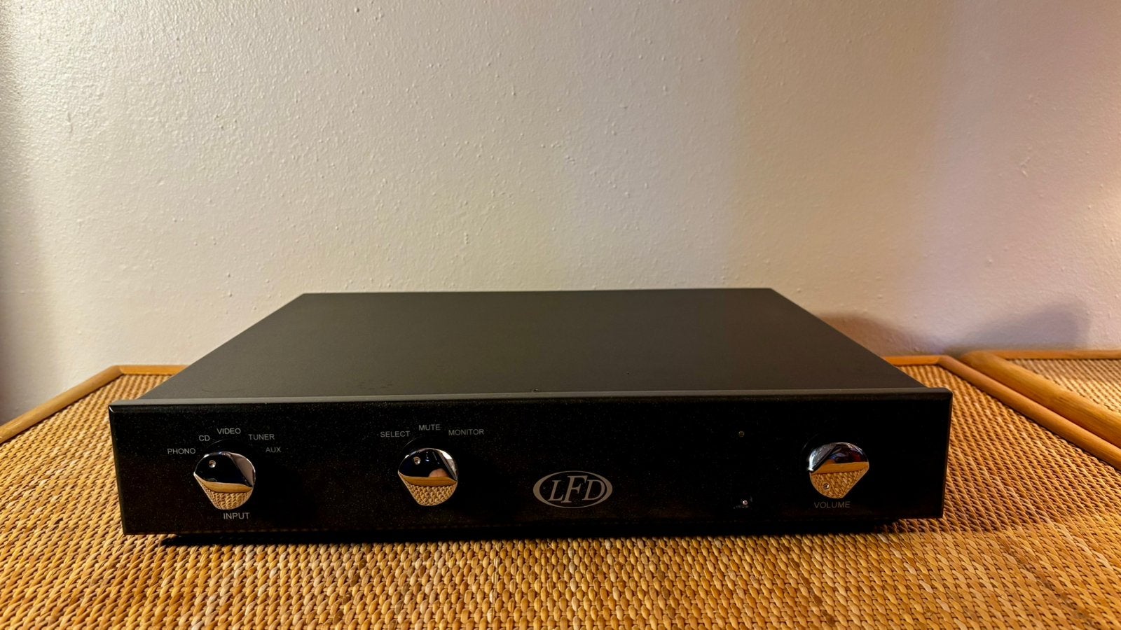 Amplificateur audiophile LFD, TV, Hi-fi & Vidéo, Amplificateurs & Ampli-syntoniseurs, Enlèvement ou Envoi, Comme neuf