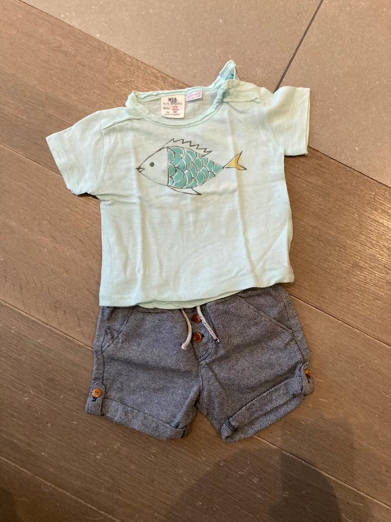Set Babykleren Short+T-shirt (maat 68 / 6 maand), Kinderen en Baby's, Babykleding | Maat 68, Ophalen of Verzenden, Zo goed als nieuw