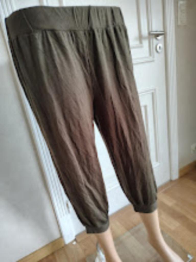 Nieuwe kaki / legergroene harembroek, Verzenden, Nieuw, Maat 36 (S), Driekwart