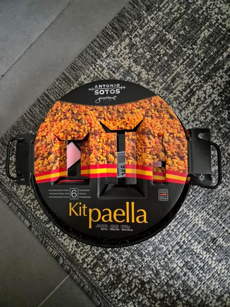 Nieuwe paella pan van La Ideal, Huis en Inrichting, Keuken | Potten en Pannen, Ophalen, Nieuw