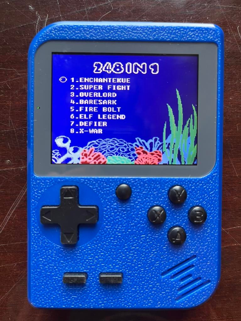 Retro handheld spelcomputers met ingebouwde klassieke games, Games en Spelcomputers, Ophalen of Verzenden, Zo goed als nieuw, Overige modellen