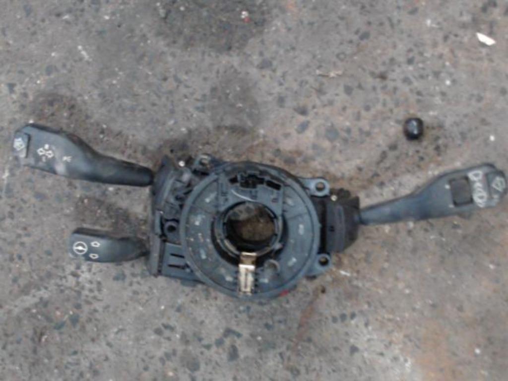 Commodo BMW X5 E53 3.0D 135 kw 61318375398 (294), Particulier, Te koop, X5