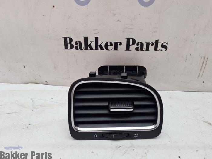Grille aération tableau de bord d'un Volkswagen Golf, -, Volkswagen, -, 3 mois de garantie