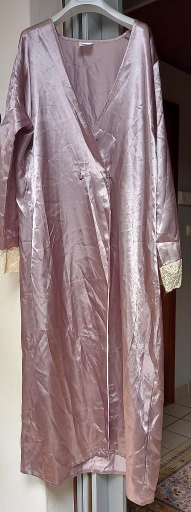 Nachtkleding dames (Peignoir ), ANDERE, Enlèvement ou Envoi, Violet, Vêtements de nuit