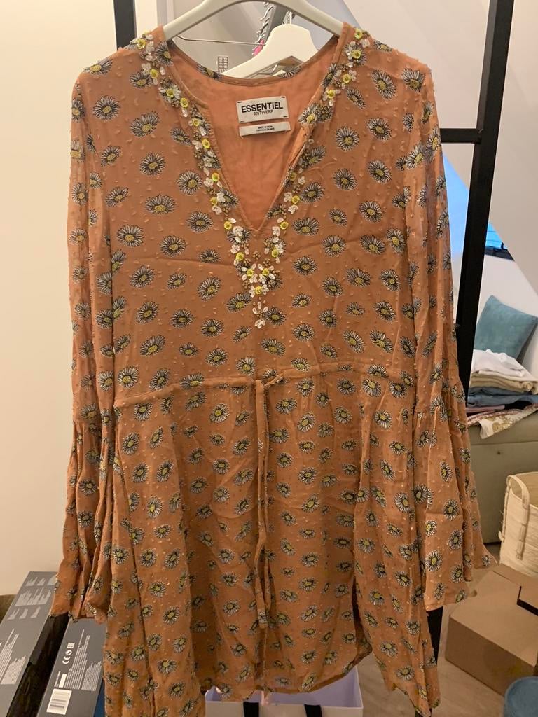 Kleedje camel essentiel maat 34, Ophalen of Verzenden, Zo goed als nieuw