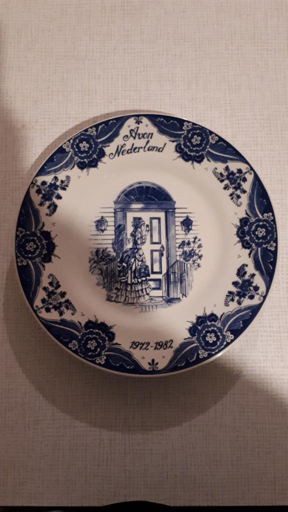 Delfts blauw bord van Avon Nederland 1972-1982, Ophalen of Verzenden