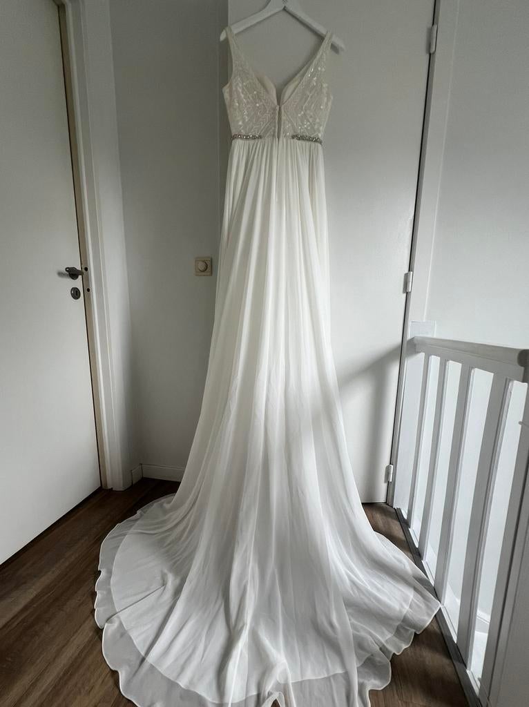 Nieuwe boho trouwjurk - maat 36/38 (UK 10), Kleding | Dames, Trouwkleding en Trouwaccessoires, Nieuw, Trouwjurk, Wit, Ophalen