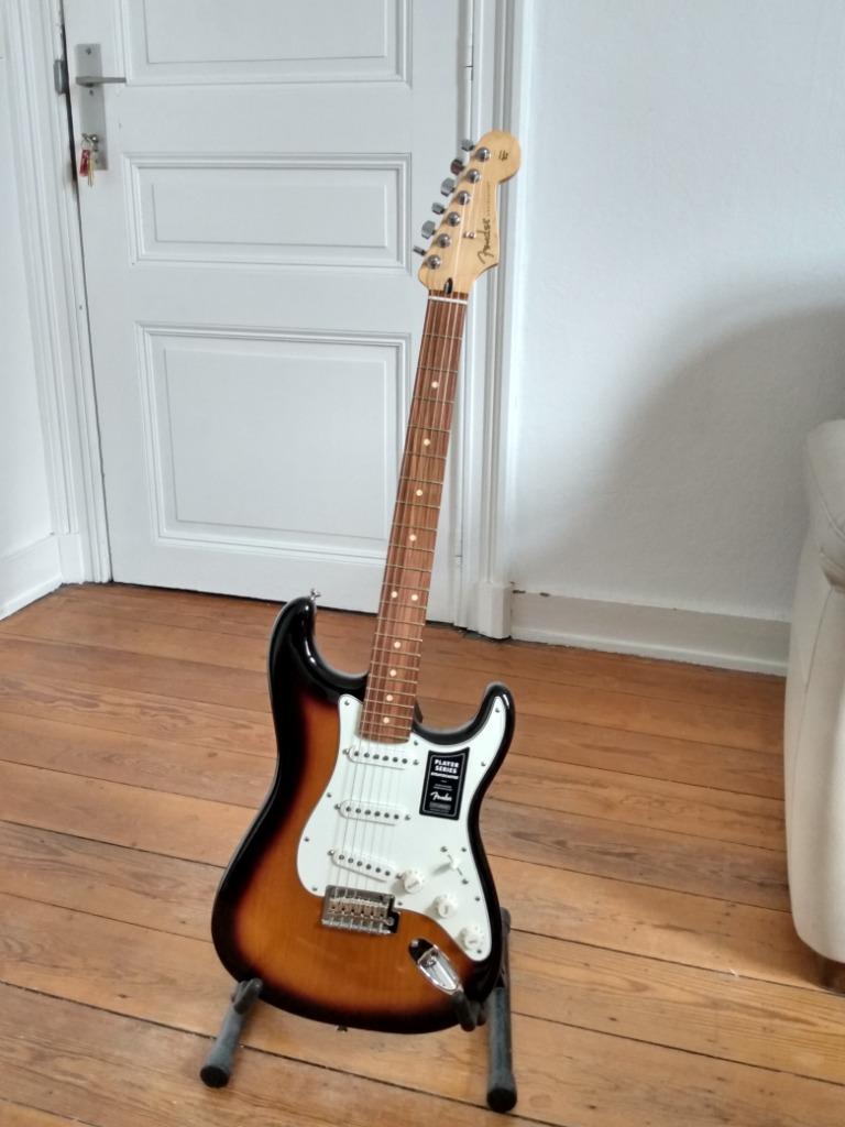 Guitare Fender 70th Anniversary Player Stratocaster PF 2TS, Enlèvement, Neuf, Solid body, Fender
