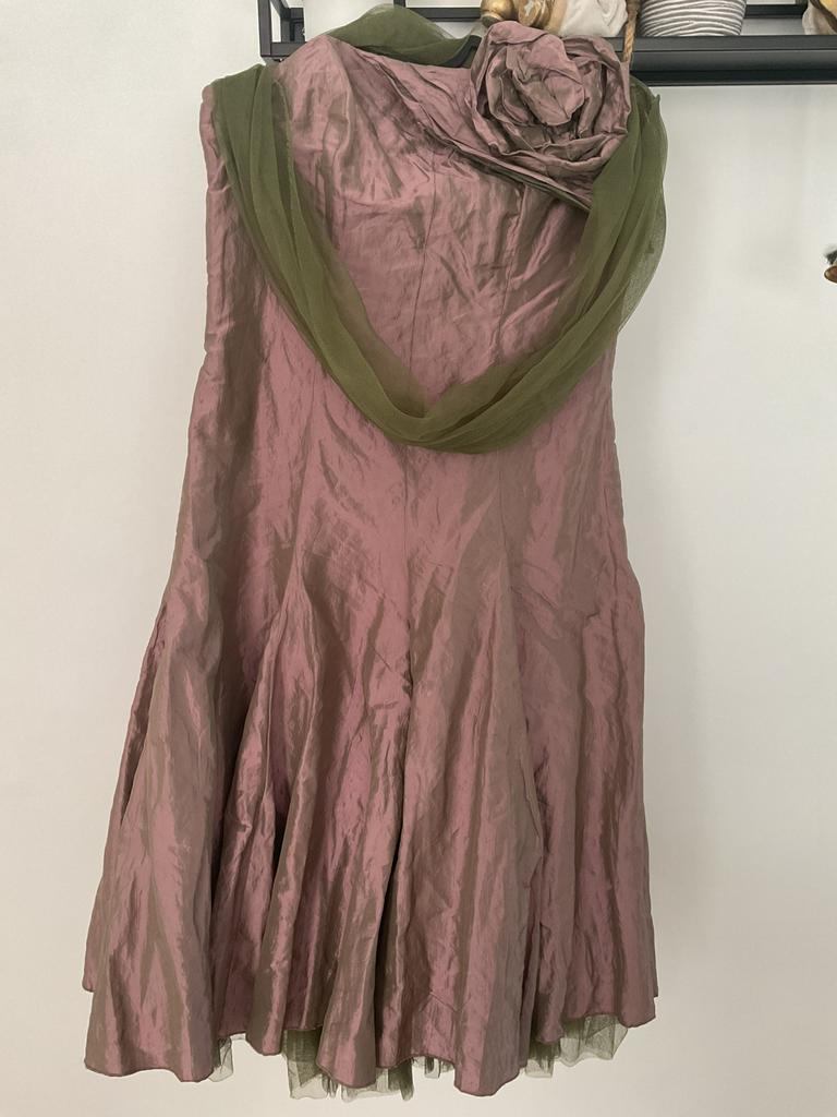 Robe de bal, robe de suite ou robe de bal de Linea Raffaelli, Robe de gala, Comme neuf, Enlèvement, Violet