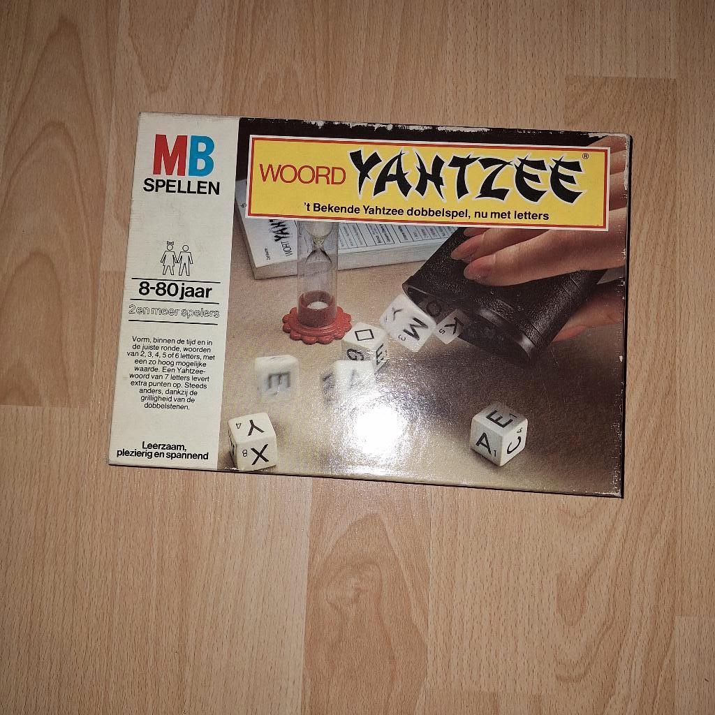Vintage spel Woord yahtzee, Vijf spelers of meer, Ophalen of Verzenden, Gebruikt, MB spelen
