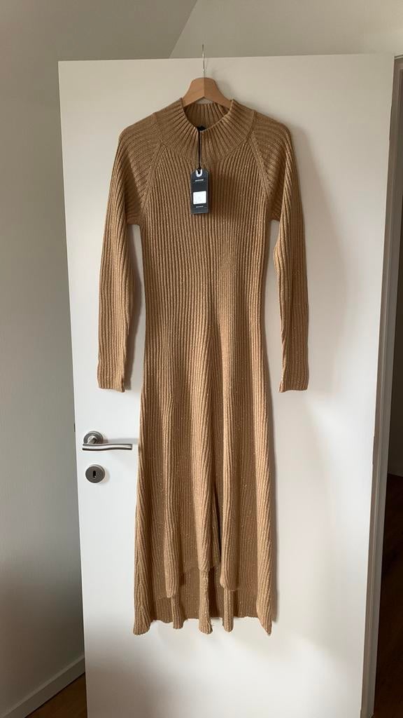 Jurk dames Pepe Jeans, maat L, goudkleurig, nieuw !, Enlèvement ou Envoi, Pepe Jeans, Sous le genou, Taille 42/44 (L)
