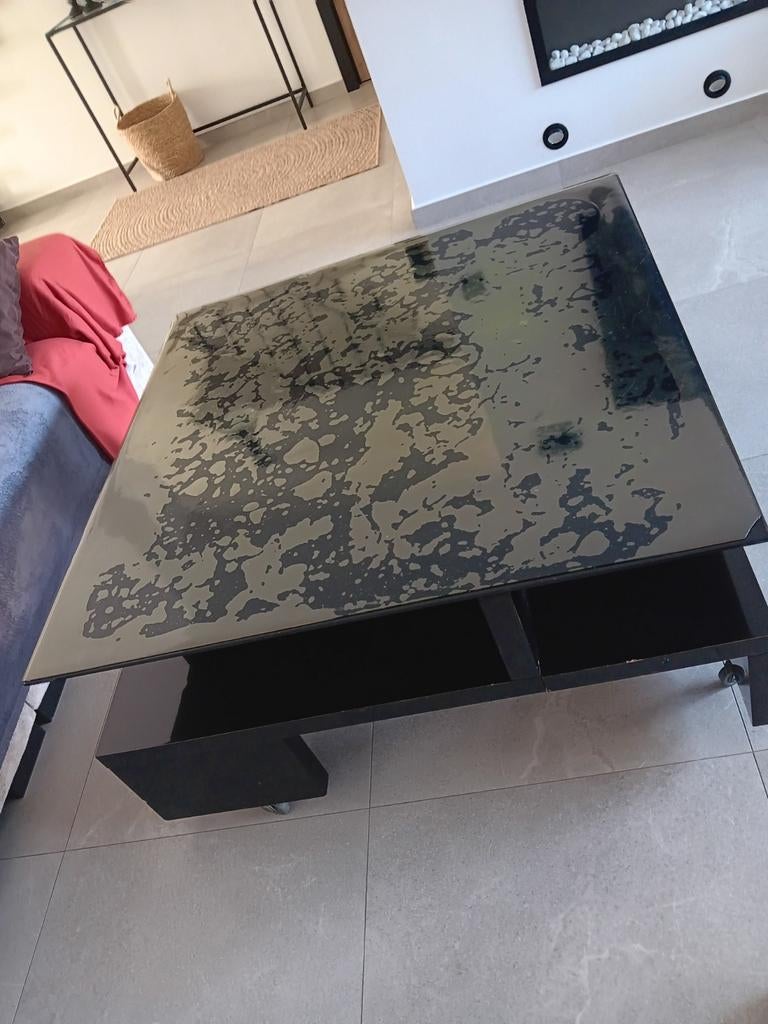 Table de salon, Enlèvement