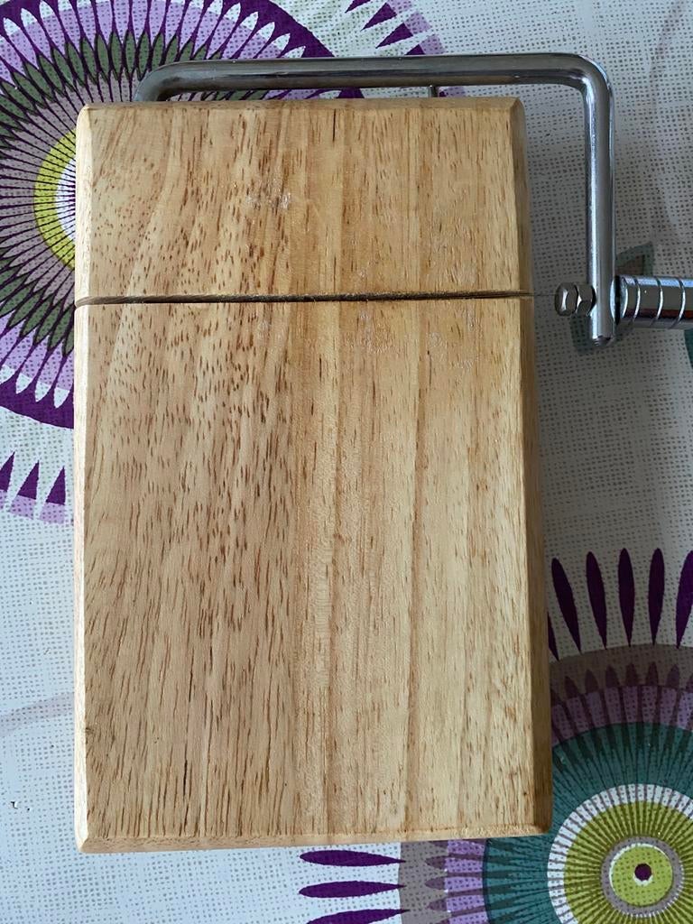 Planche avec coupe fil article vintage, Enlèvement ou Envoi