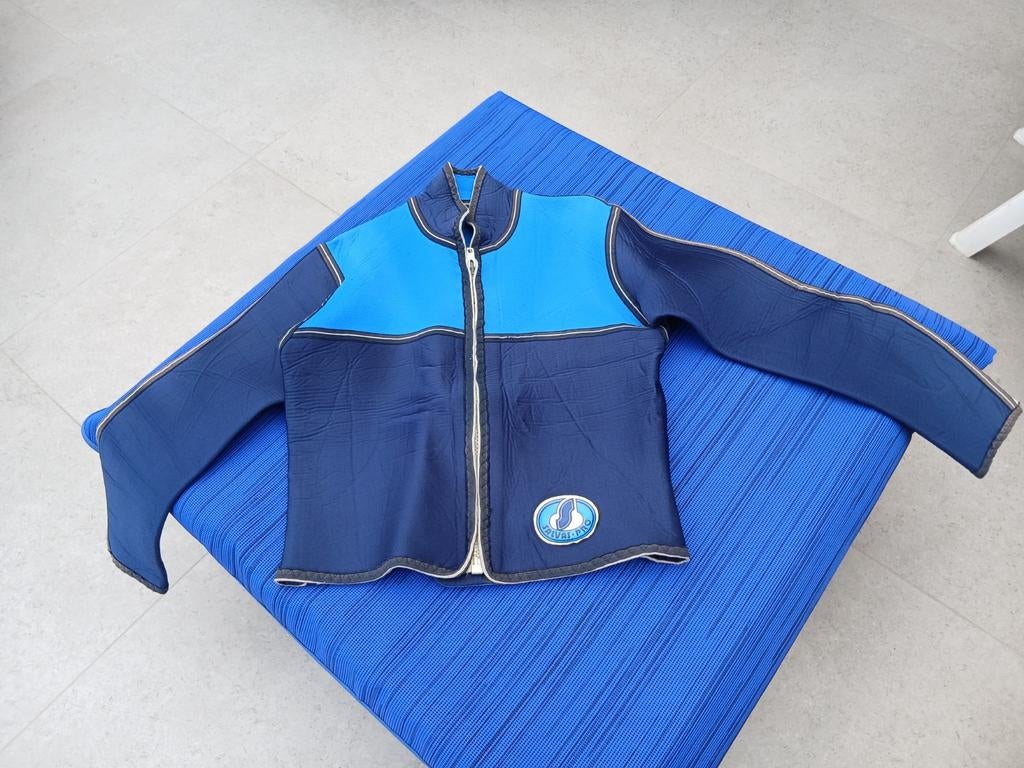Surfjas met rits , maat S, Watersport en Boten, Ophalen, Zo goed als nieuw