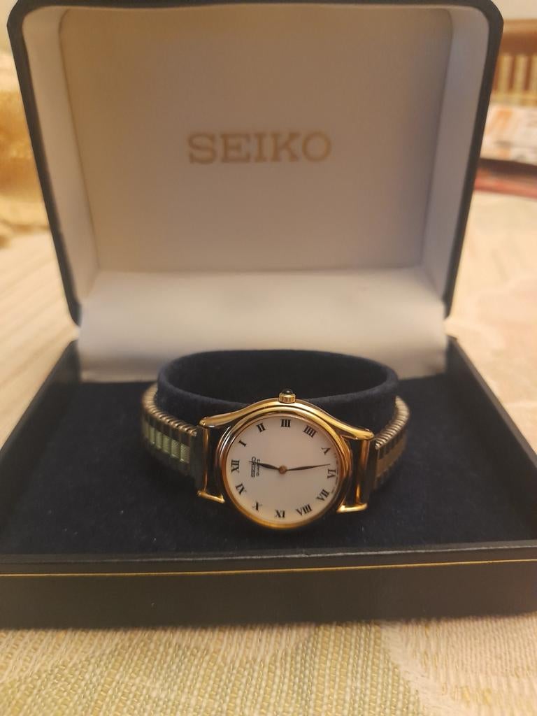 Seiko dameshorloge, Handtassen en Accessoires, Horloges | Dames, Ophalen, Seiko