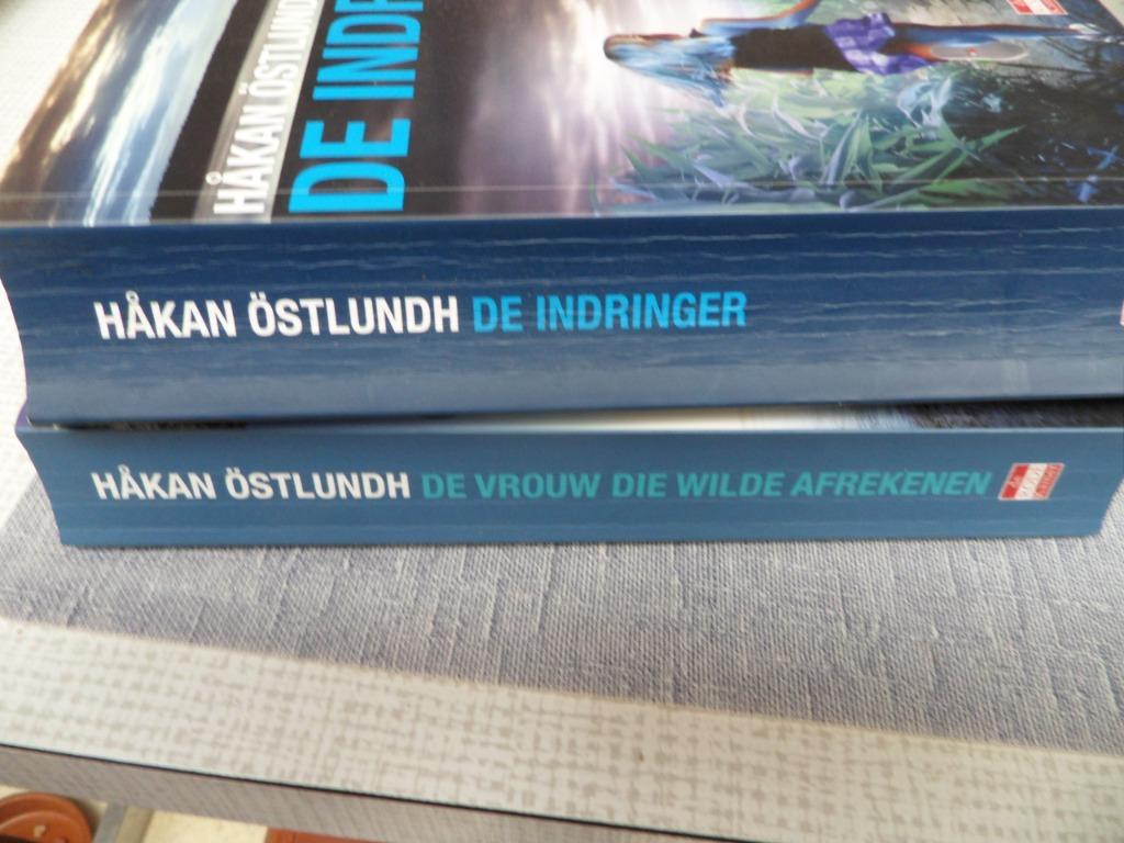 keuze 2 boeken Hakan Ostlundh, Verzenden