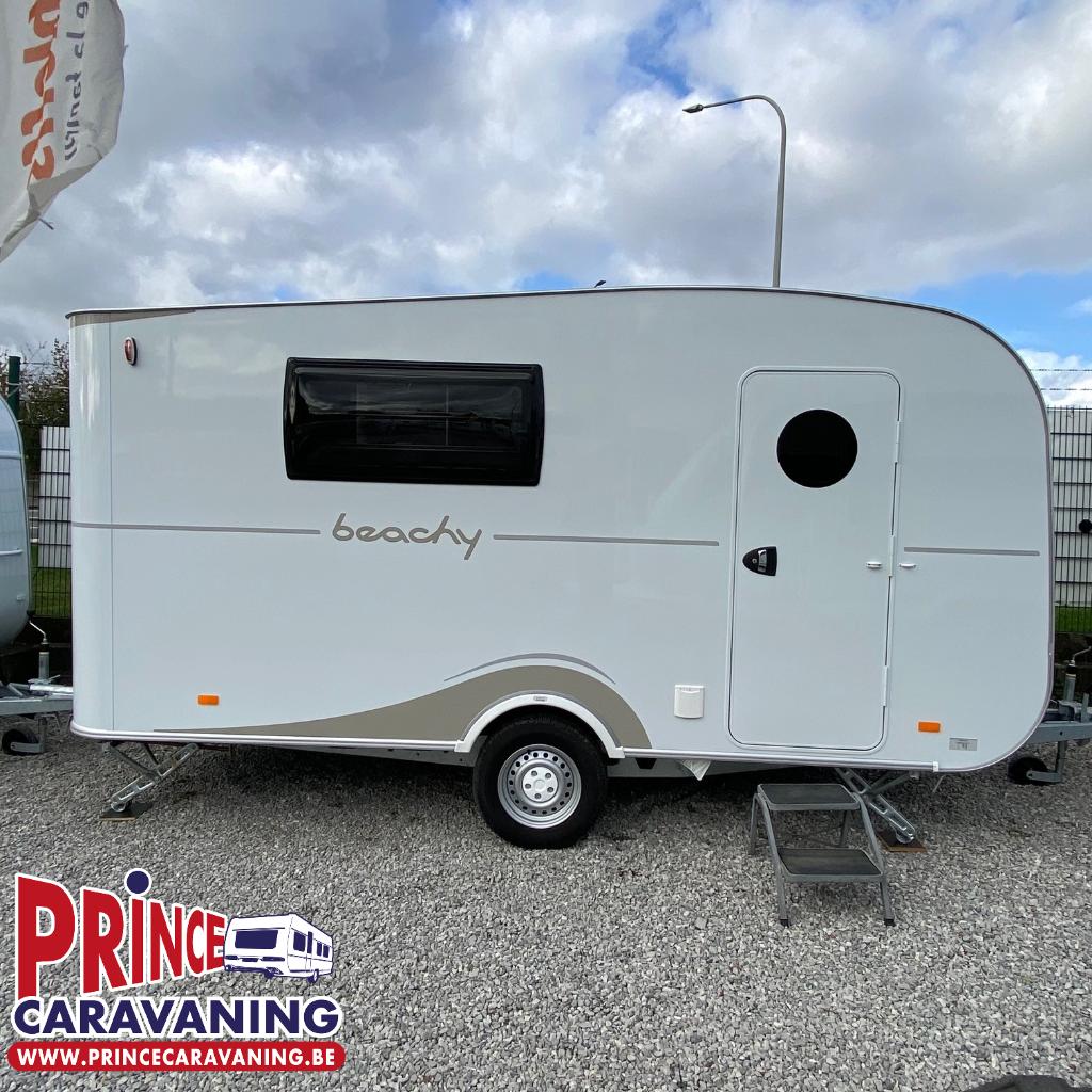 Hobby Beachy 450 2023 - Prince Caravaning, Caravans en Kamperen, Caravans, Bedrijf, tot en met 4, 750 - 1000 kg, Hobby, 5 tot 6 meter