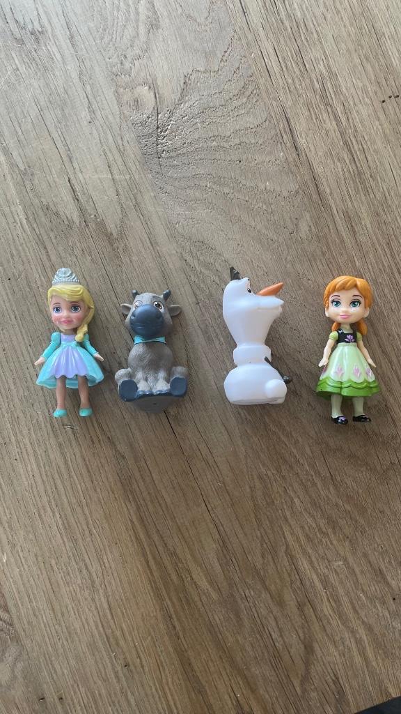 Speelfiguren set frozen, Ophalen of Verzenden, Zo goed als nieuw