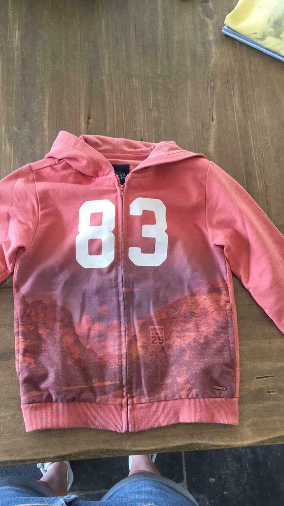 Super joli sweat à capuche Mayoral taille 116. Etat neuf !, Garçon, Pull ou Veste, Comme neuf, Enlèvement ou Envoi