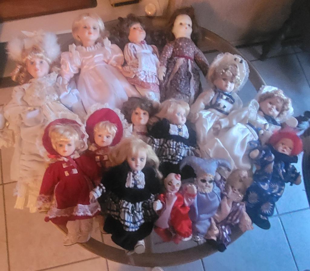 Set van porseleinen poppen en clowns, Verzamelen, Poppen, Ophalen, Zo goed als nieuw, Pop