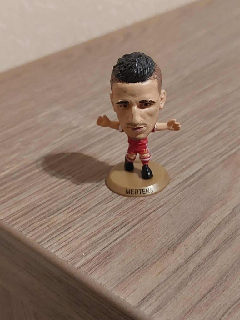 Voetbalfiguurtje / Dries Mertens / Rode Duivels/SoccerStarz, Verzamelen, Verzenden, Zo goed als nieuw, Beeldje of Poppetje