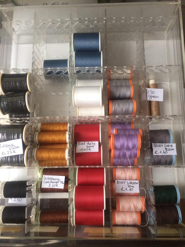 DMC, Gütermann en Duet halve prijs vanaf 0.75€, Hobby & Loisirs créatifs, Couture & Fournitures, Enlèvement ou Envoi, Neuf, Fil ou Aiguille(s)