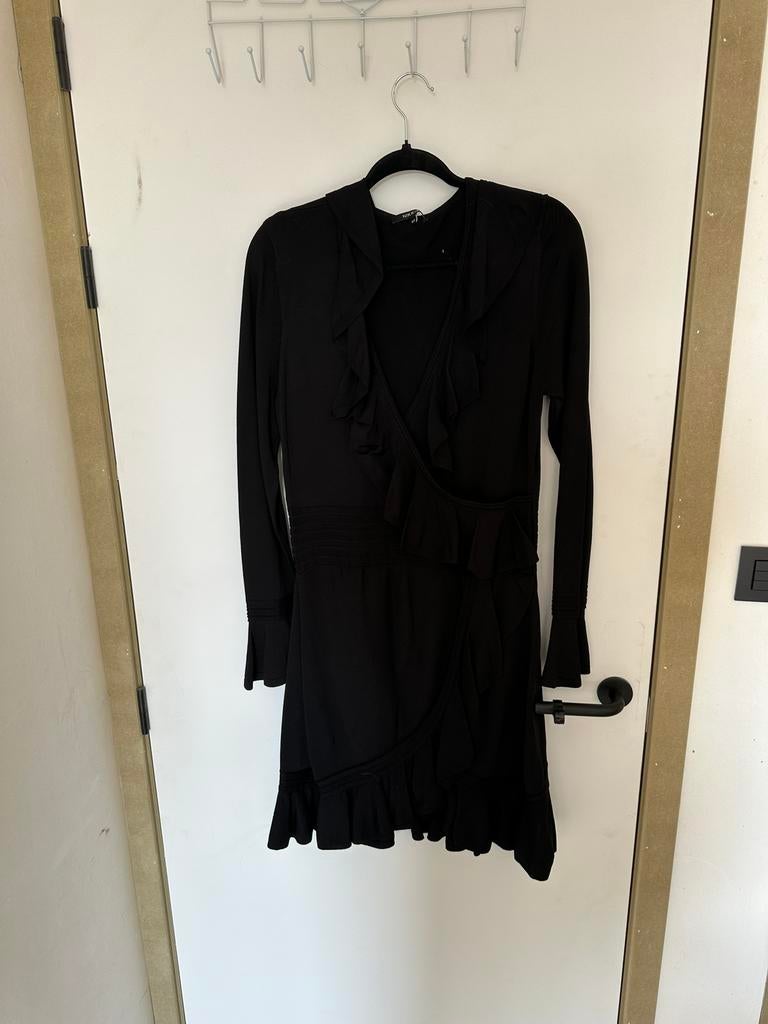 Kleedje Nikkie, Kleding | Dames, Jurken, Verzenden, Zo goed als nieuw, Maat 42/44 (L), Zwart