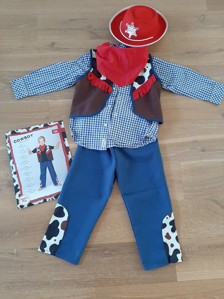 Costume de carnaval de cowboy avec chapeau - taille 104, Enlèvement ou Envoi, 104 ou plus petit, Garçon