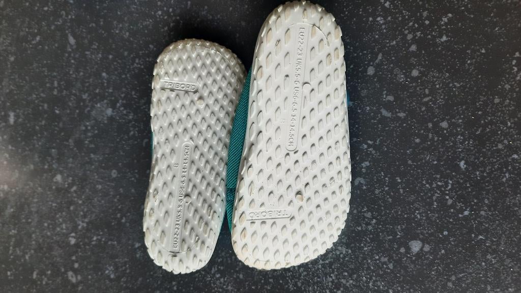 Waterschoenen decathlon maat 22/23., Kinderen en Baby's, Babykleding | Schoentjes en Sokjes, Ophalen