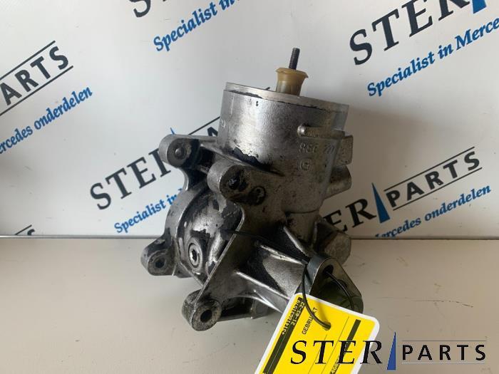 Stuurbekrachtiging Pomp van een Mercedes 190E/D, Gebruikt, -, Ophalen of Verzenden, -