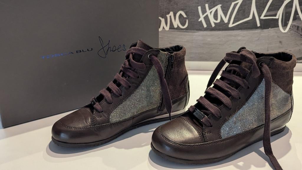 Tosca blue shoes, Enlèvement ou Envoi