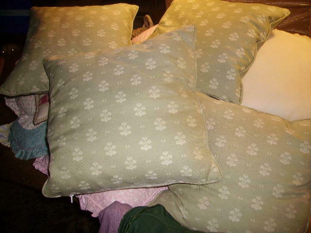 laura ashley kussens en kussenhoezen, Ophalen of Verzenden, Nieuw