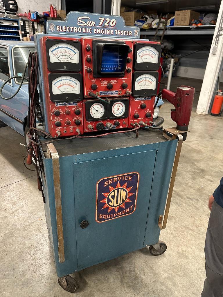 Vintage SUN 720 electronic diagnosis motor tester jaren 50, Ophalen, Gebruikt