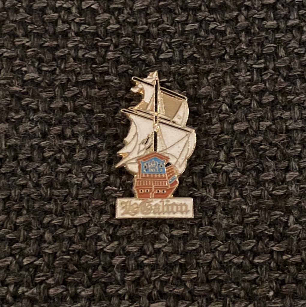 PIN - LE GALION - VOILIER - ZEILBOOT - SAILING BOAT, Envoi, Utilisé, Autres sujets/thèmes, Insigne ou Pin's
