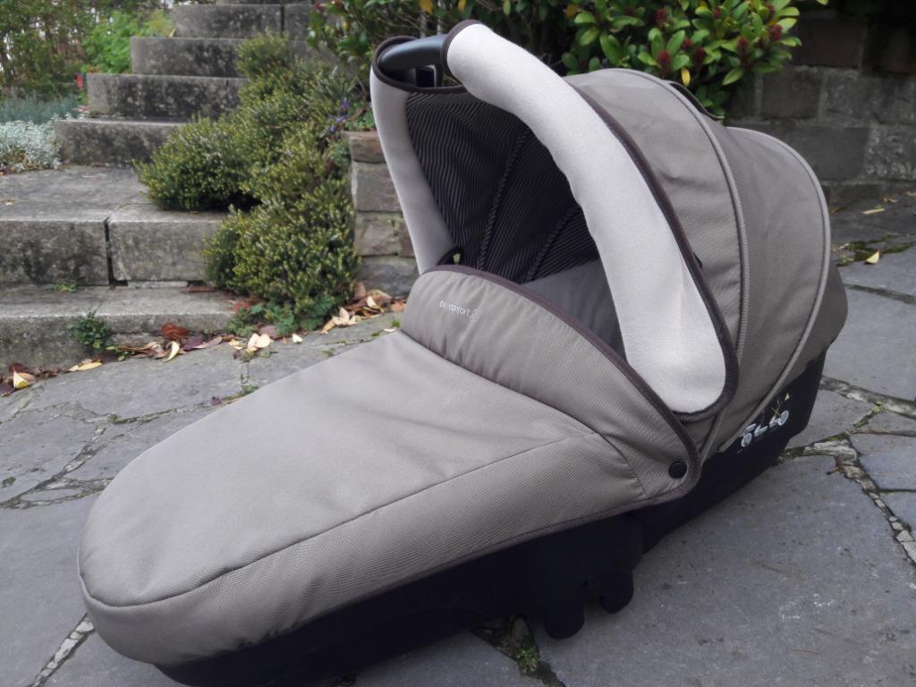 Poussette avec transat, nacelle et siège auto - Bébé Comfort, Enfants & Bébés, Poussette combi, Avec siège auto, Enlèvement, Utilisé